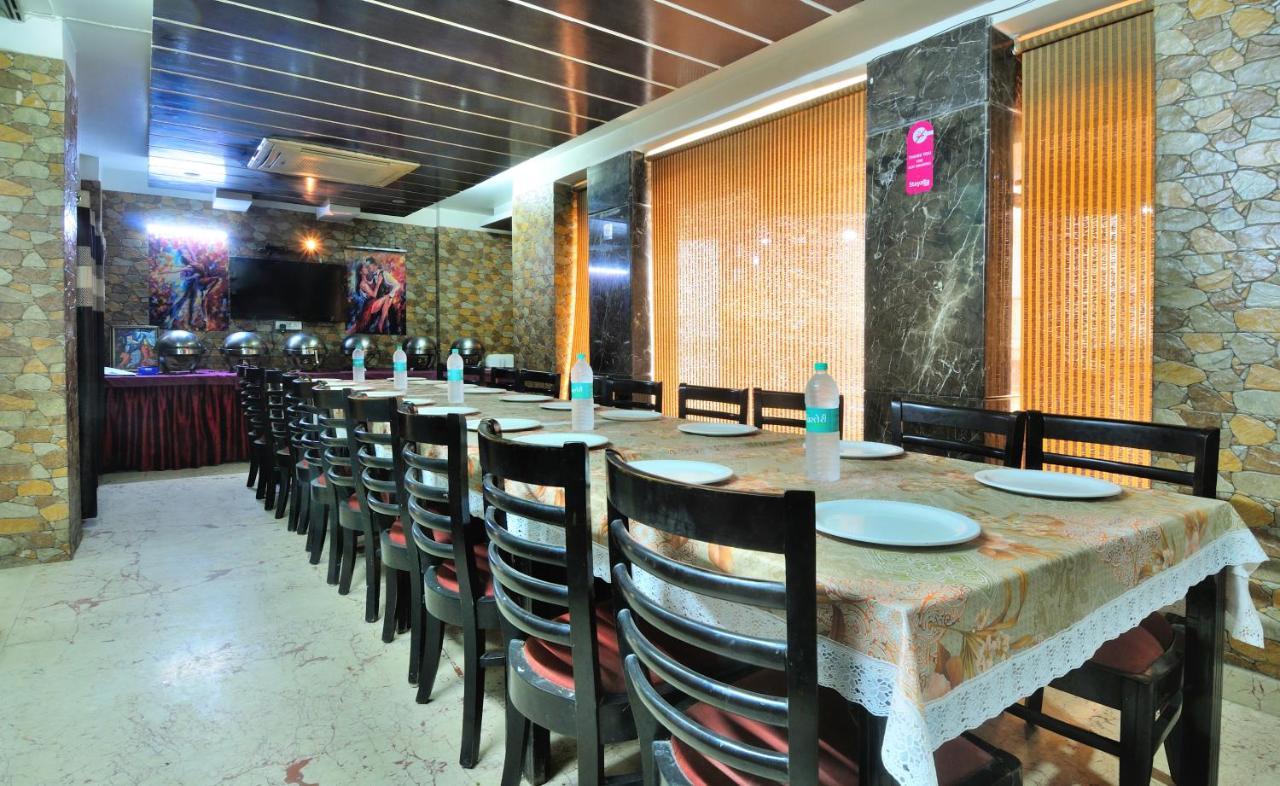 The Bonlon Inn-Near Blk Hospital Delhi  Bagian luar foto